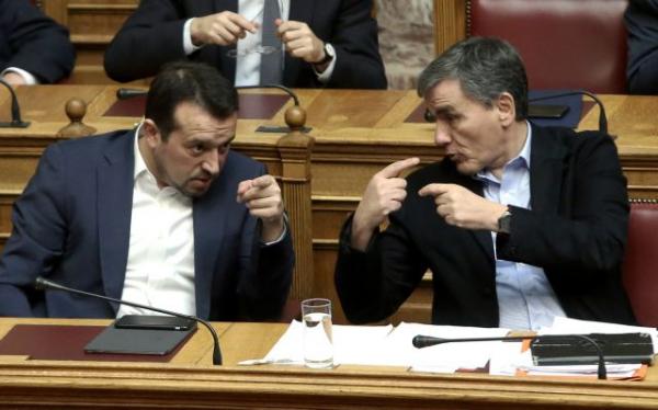 Εμφύλιος στην κυβέρνηση – Υπουργοί εναντίον υπουργών