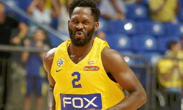 Δύο μήνες εκτός ο Πάργκο