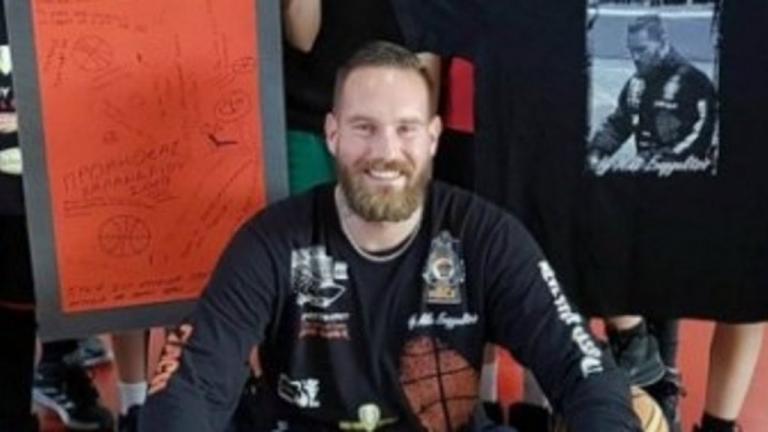 Το γελαστό παιδί έχασε τις χάντρες…