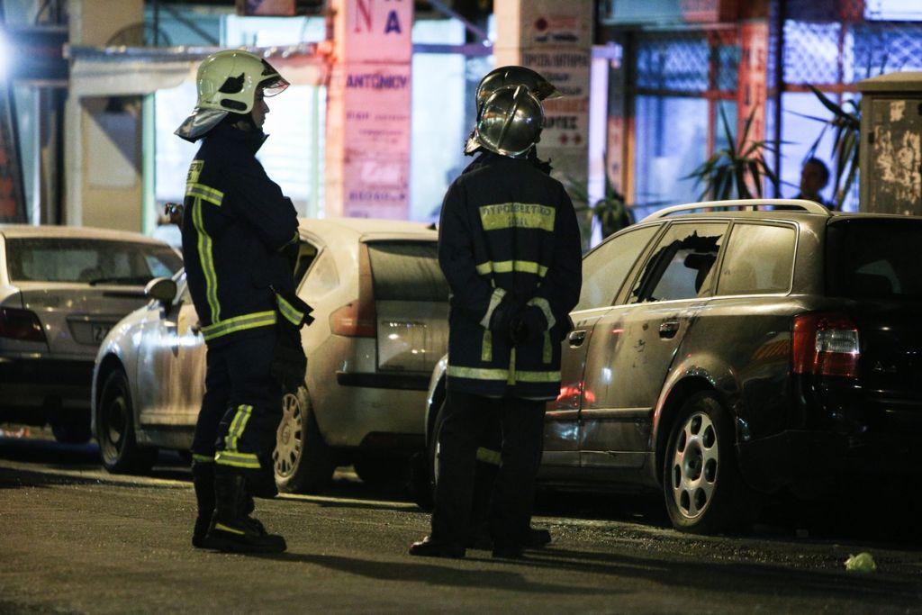 Μεταξύ Καμμένου και κουκουλοφόρων