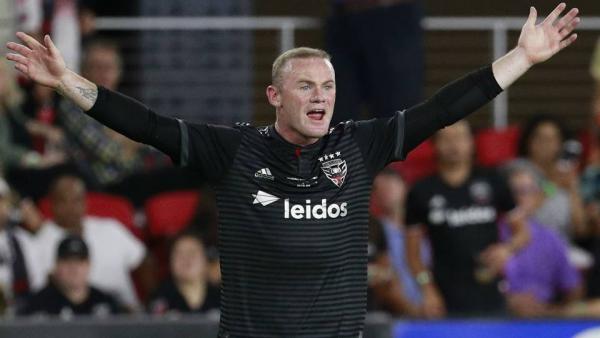 DC United: Τρομερή εκτέλεση φάουλ από τον Γουέιν Ρούνεϊ