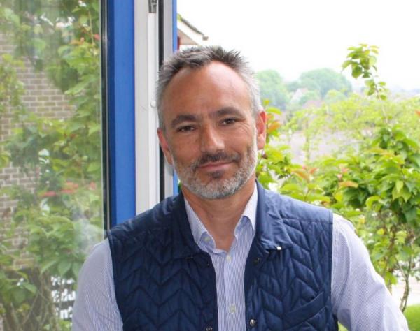 Βράβευση έλληνα ερευνητή για τη συνεισφορά του στο Σύνδρομο Ανήσυχων Ποδιών