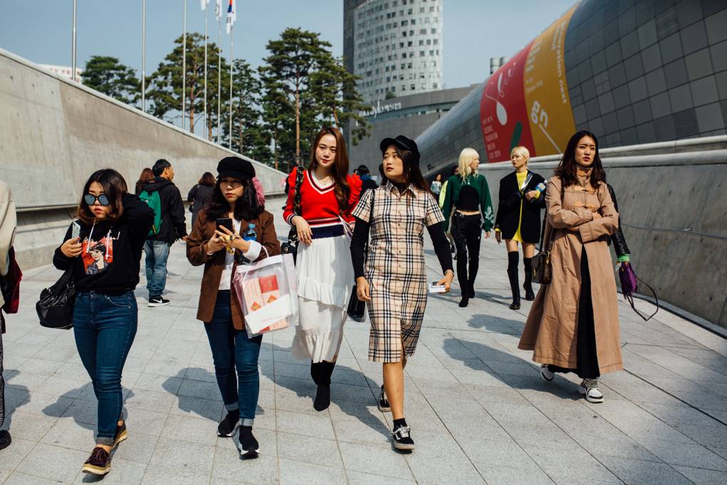 Οι καλύτερες εμφανίσεις από την Εβδομάδα Μόδας στην Σεούλ