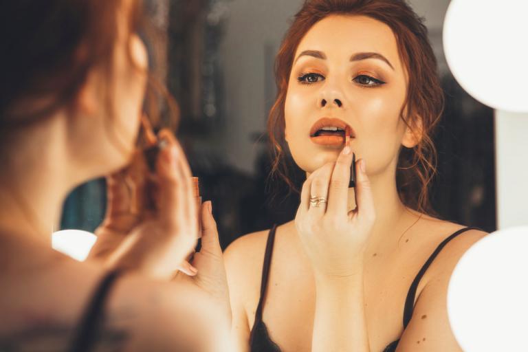 Πώς θα κάνετε εύκολα το πρωινό σας μακιγιάζ