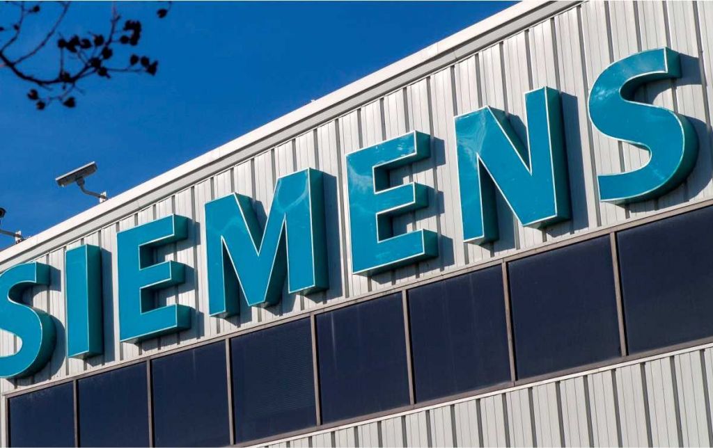 Άρχισαν οι απολογίες για τα «μαύρα ταμεία» της Siemens