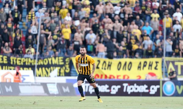 Ο Σιώπης έφτιαξε t-shirt με… πίτμπουλ και «φορτσάρει» για το ντέρμπι