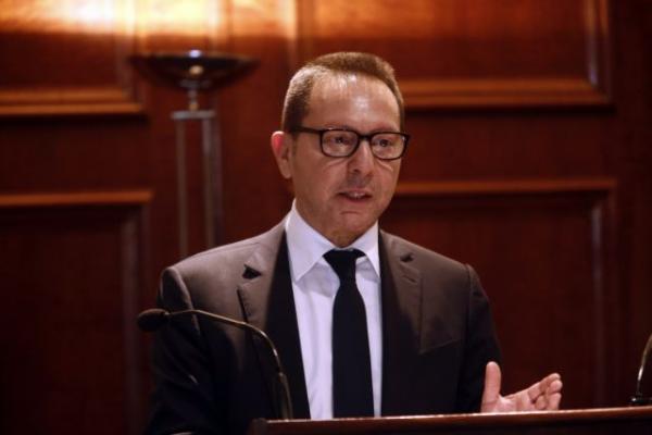 Ο Στουρνάρας φταίει στην κυβέρνηση για τις πιέσεις στις τραπεζικές μετοχές