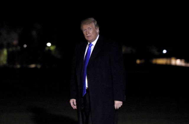 Αινιγματικός ο Τραμπ: Άφησε ανοιχτή πόρτα για παραιτήσεις υπουργών