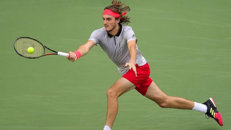 Κούραση και Μεντβέντεφ λύγισαν τον Τσιτσιπά