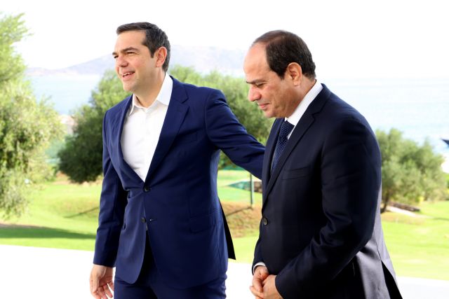 Συνάντηση Τσίπρα – Σίσι: Εντός του έτους οι λεπτομέρειες για την οριοθέτηση της ΑΟΖ