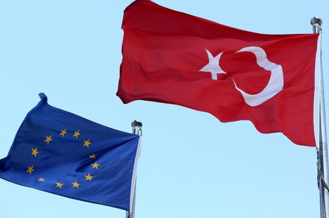 «Μαχαίρι» της ΕΕ σε κονδύλια 70 εκατ. ευρώ για την Τουρκία