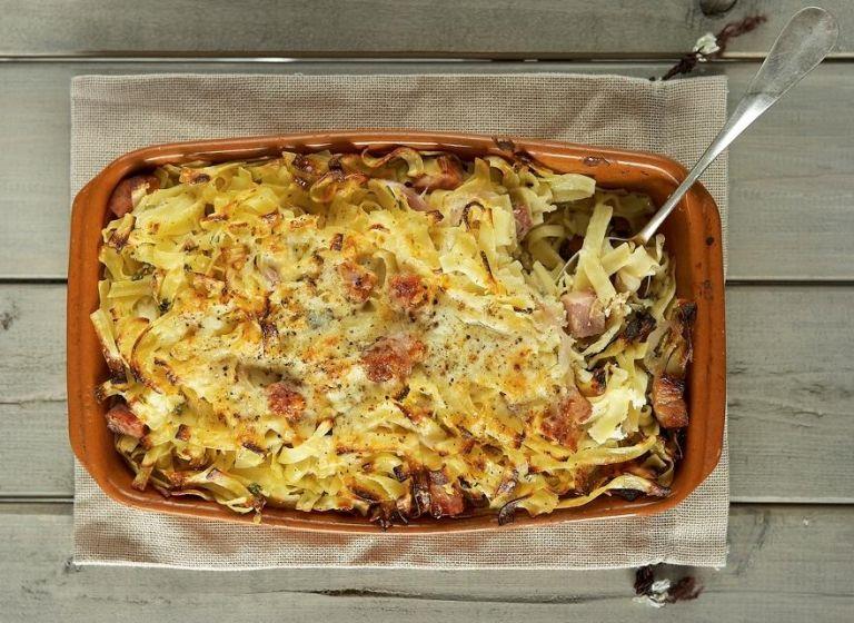 Χυλοπίτες φούρνου με σύγκλινο και κατίκι