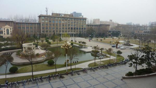 Κίνα: Επιστήμονες δημιούργησαν νανογεννήτρια που τροφοδοτεί φορητές ηλεκτρονικές συσκευές