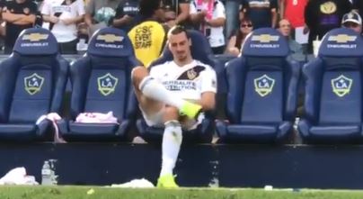 Λος Άντζελες Γκάλαξι: Δεν του καίγεται καρφί του Ζλάταν…