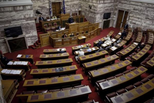 Βουλή: Στις 11:00 ο αγιασμός της Δ’ Συνόδου