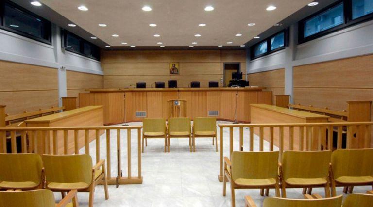 Κλειστά δικαστήρια και εισαγγελίες λόγω απεργίας