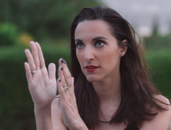 Παραβάσεις: Τα θεατρικά αναλόγια επιστρέφουν στον Φάρο του Νιάρχος