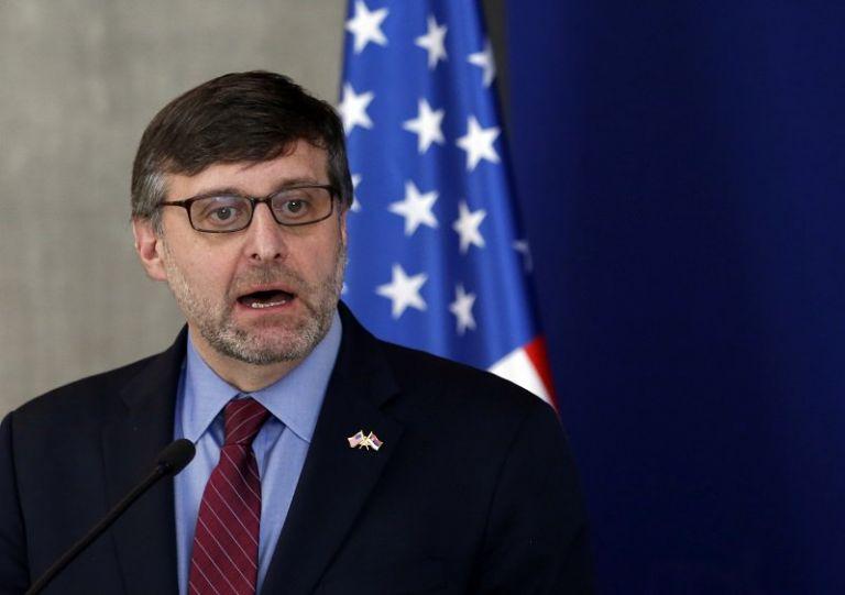 Κρίσιμη επίσκεψη του Πάλμερ στην ΠΓΔΜ