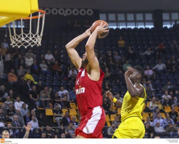 Livescore: Άρης – Ολυμπιακός (64-68 Τελικό)