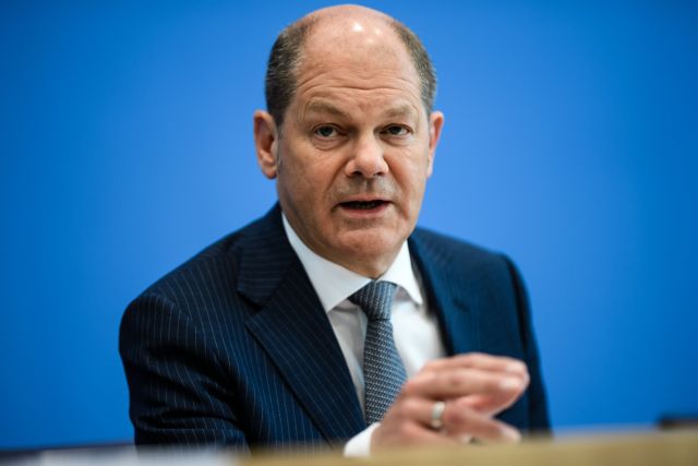 Σολτς : Η Ιταλία πρέπει να αντιμετωπίσει μόνη της το υψηλό χρέος