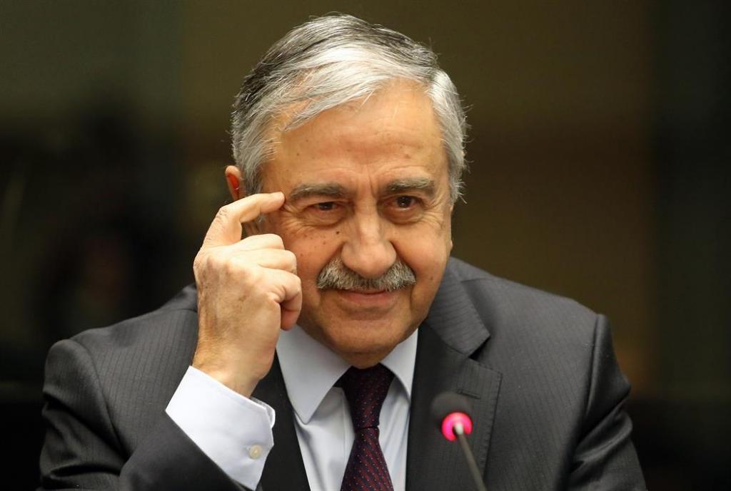 Ακιντζί σε Τουρκία: Λύση ομοσπονδίας ή παραιτούμαι