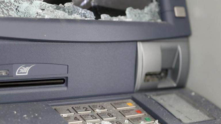 Ανατίναξαν ΑΤΜ στη Θεσσαλονίκη – Αφαίρεσαν χρήματα