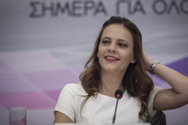 Αχτσιόγλου : Όσο βελτιώνονται τα οικονομικά του ΕΦΚΑ, θα γίνονται θετικές παρεμβάσεις