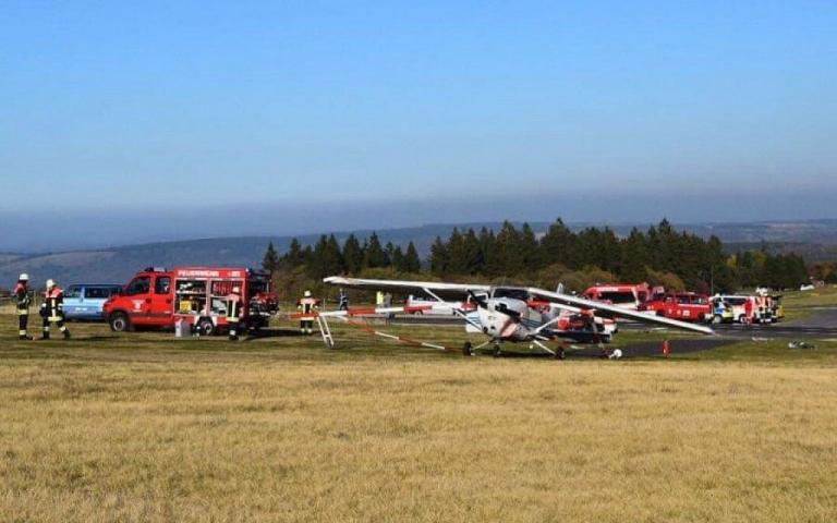 Γερμανία: Αεροπλάνο τσέσνα έπεσε σε πλήθος – Τουλάχιστον τρεις νεκροί [Εικόνες]