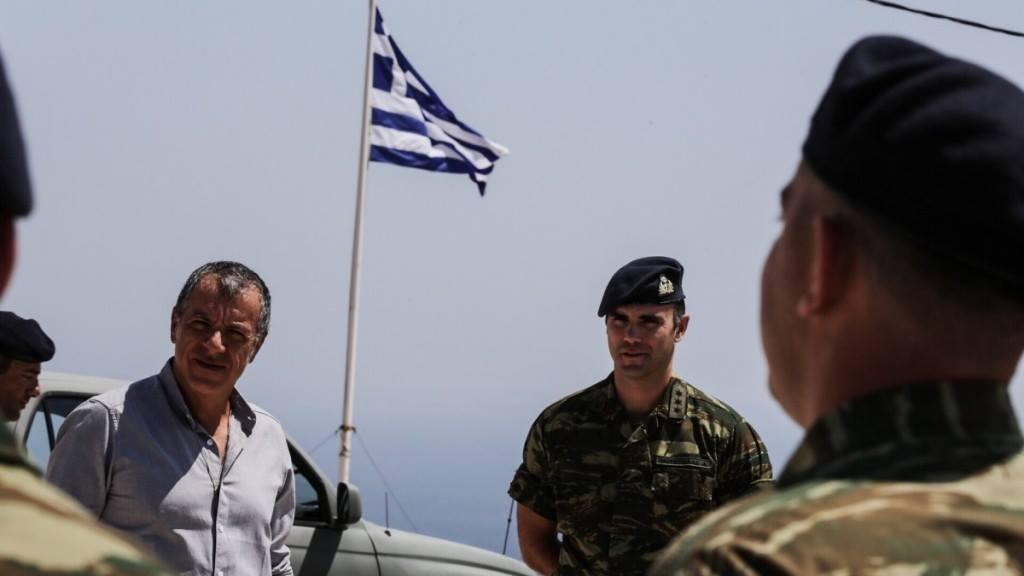 Νέα τουρκική πρόκληση: Ο Στ. Θεοδωράκης πήγε στο Αγαθονήσι και παραβίασε τα σύνορα