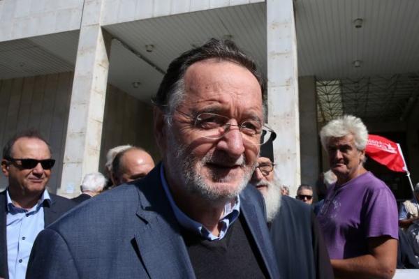 Διαμαρτυρία της ΛΑΕ στην ΔΕΗ Νίκαιας για τις αποκοπές ρεύματος