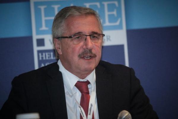 Μανιάτης: Ουραγός στην προστασία του δημόσιου συμφέροντος η ΝΔ