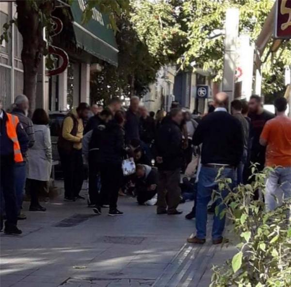 Άγρια συμπλοκή στο Μαρούσι: Του επιτέθηκε με μαχαίρι στη μέση του δρόμου