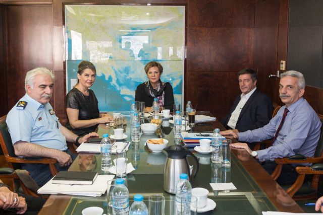 Σε ενίσχυση της εμφανούς αστυνόμευσης στην Αθήνα συμφώνησαν Γεροβασίλη-Καμίνης