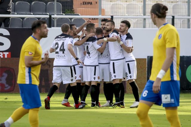 Βήμα πρόκρισης για ΟΦΗ με χατ τρικ Αραβίδη