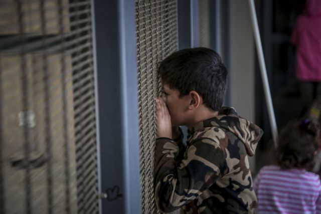 Ταξιδεύοντας χωρίς οικογένεια: «Έχω να δω τους γονείς μου πάνω από έναν χρόνο»