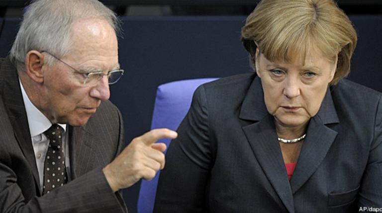 Σόιμπλε για Μέρκελ: Πήρε τη σωστή απόφαση τη σωστή στιγμή