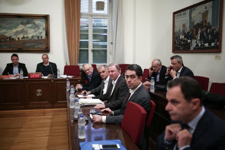 Εξεταστική για αρθροσκοπήσεις : Βορίδη – Σαλμά «δείχνει» το πόρισμα