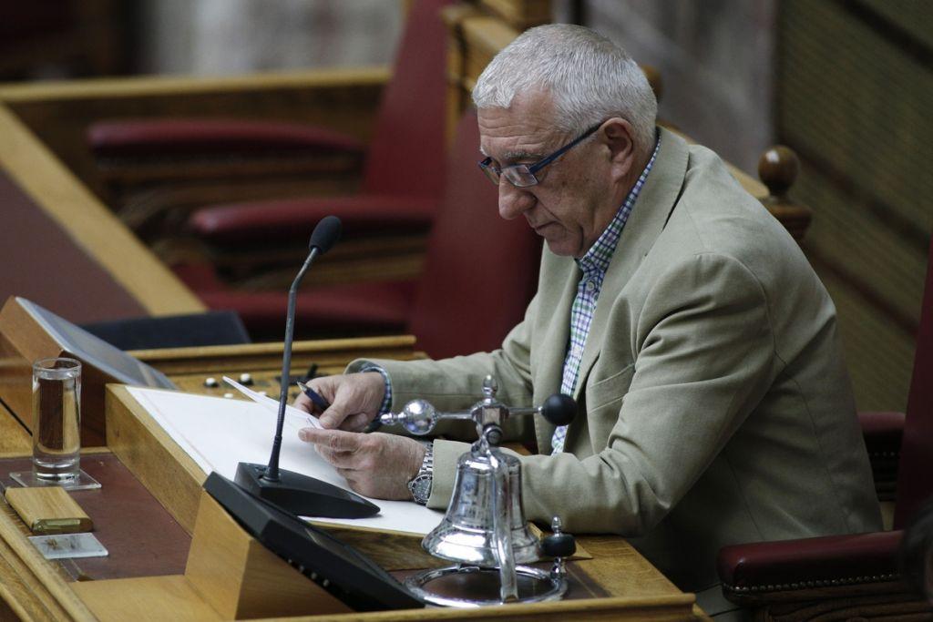 R.I.P. στη λογική και τη Δημοκρατία από τον Νικήτα Κακλαμάνη