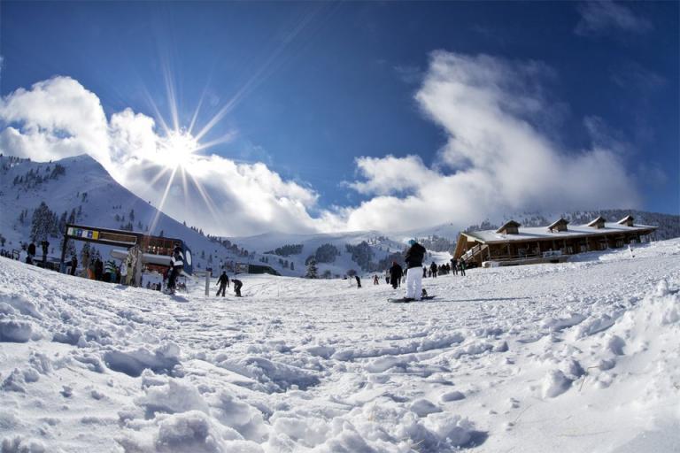 Ανοιχτό και το καλοκαίρι το χιονοδρομικό κέντρο Καλαβρύτων