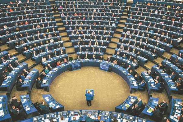 Στήριξη Ευρωκοινοβουλίου στον Ανδρέα Γεωργίου