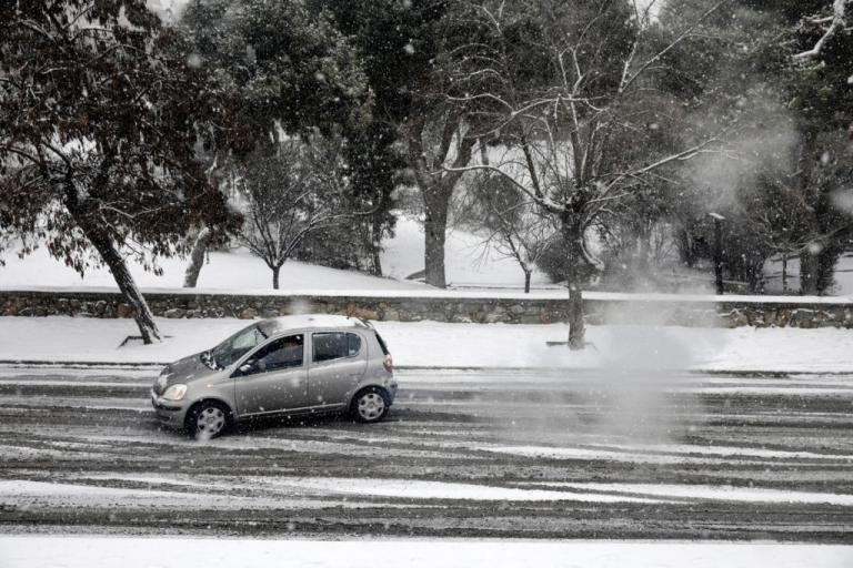 «Χτύπησε» ο χιονιάς –  Που χρειάζονται αλυσίδες