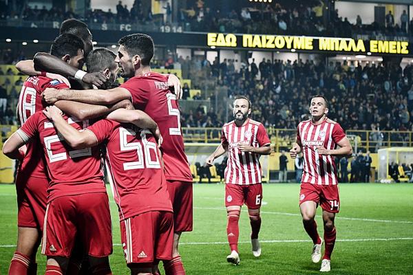 Παλικαρίσια νίκη του Ολυμπιακού στο Βικελίδης