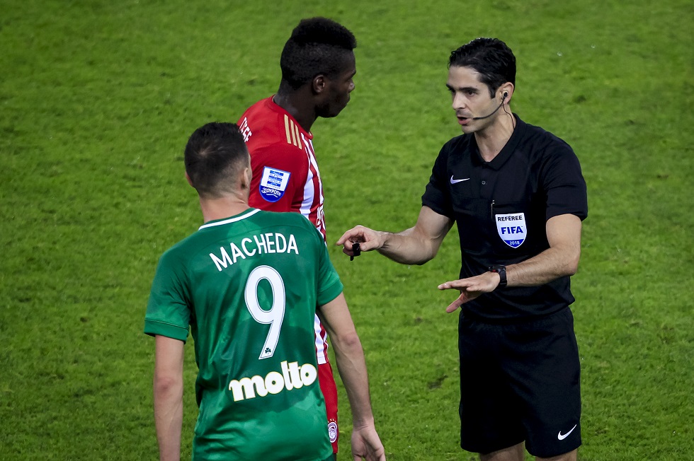 Τα έκανε μαντάρα ο Γιάκοτετ: Εκλεισε τα μάτια σε δύο πεντακάθαρα πέναλτι (vids)