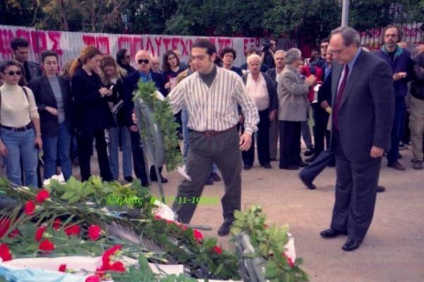 Γιατί ο Τσίπρας δεν έχει καμιά σχέση με το Πολυτεχνείο και το «Ψωμί, Παιδεία, Ελευθερία»