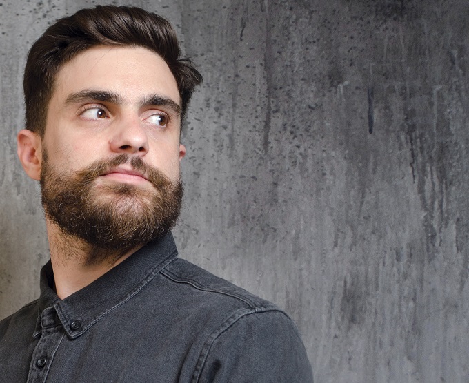 Ο Παναγιώτης Λάμπουρας μας μιλάει για την «Υδρόγειο»