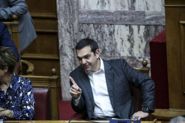 Μειώσεις μισθών, υπερφορολόγηση, στάση πληρωμών: Ηταν… δίκαιο κι έγινε πράξη