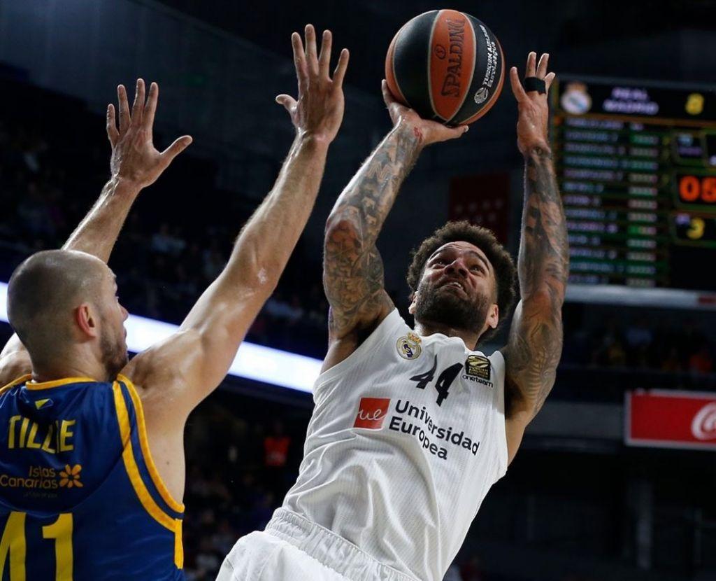 Χωρίς να… ιδρώσει η Ρεάλ