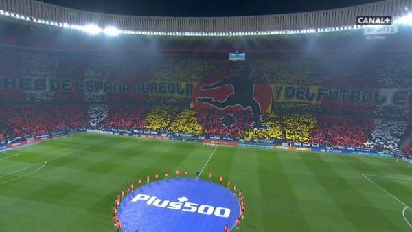 Εντυπωσιακό κορεό στο Μετροπολιτάνο: «Είσαι η δόξα της Ισπανίας και κολοσσός του ποδοσφαίρου» (pics, vids)