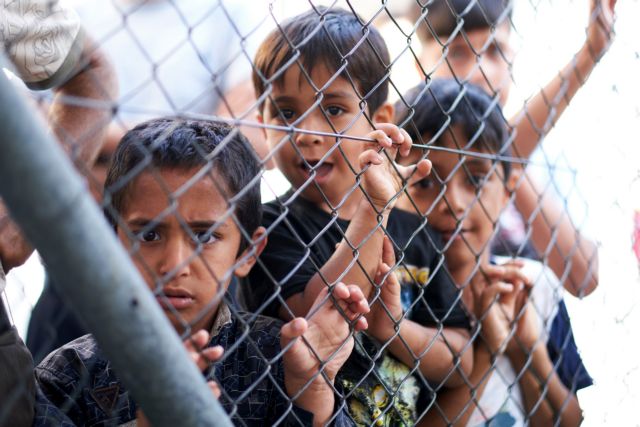 Σάμος : Εκρηκτική η κατάσταση με τους πρόσφυγες