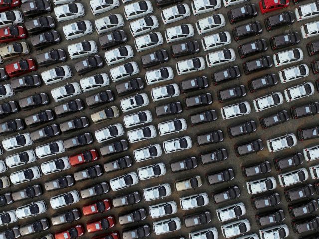 Απειλούν οι ΗΠΑ με περαιτέρω αύξηση των δασμών στα κινέζικα αυτοκίνητα